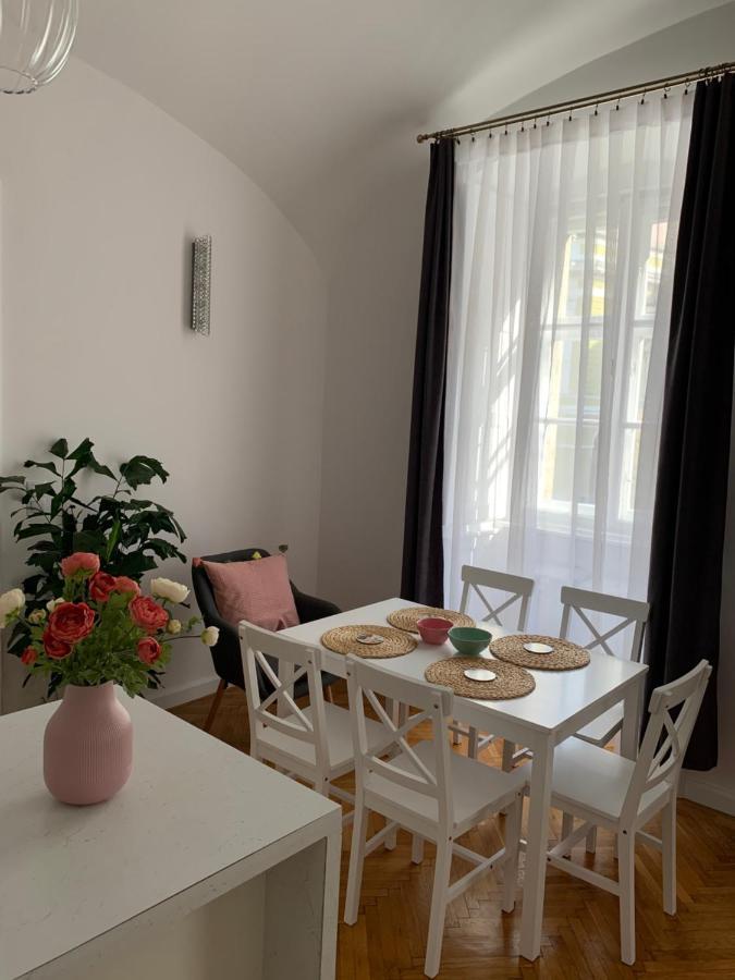 Forst-Haz Apartman 埃格尔 外观 照片